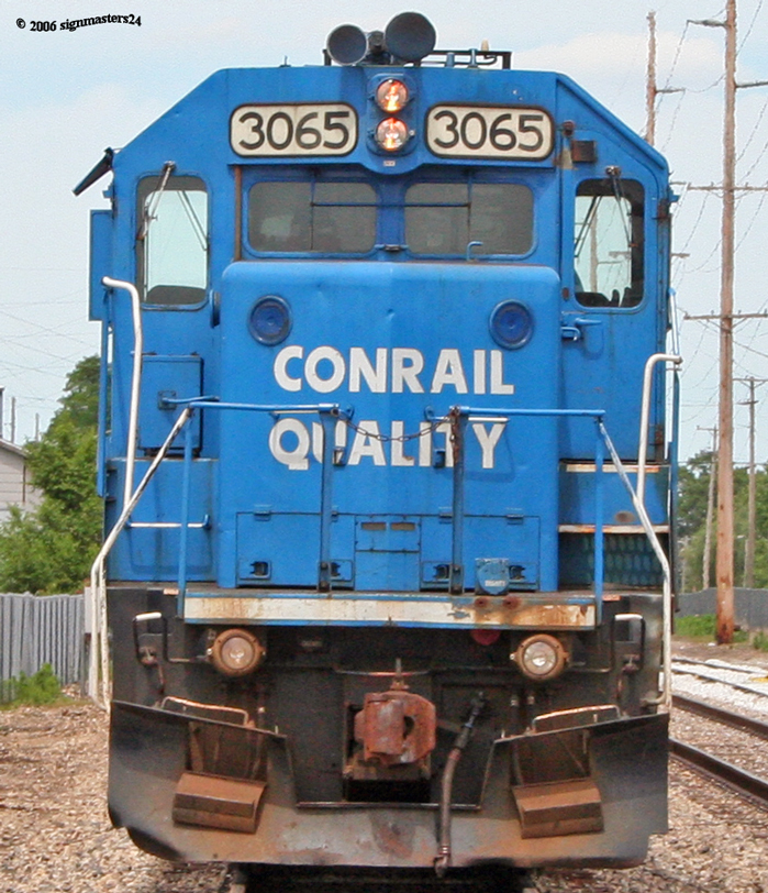 NS in Conrail pait  GP40-2 Dowagiac, MI 6/20/2006