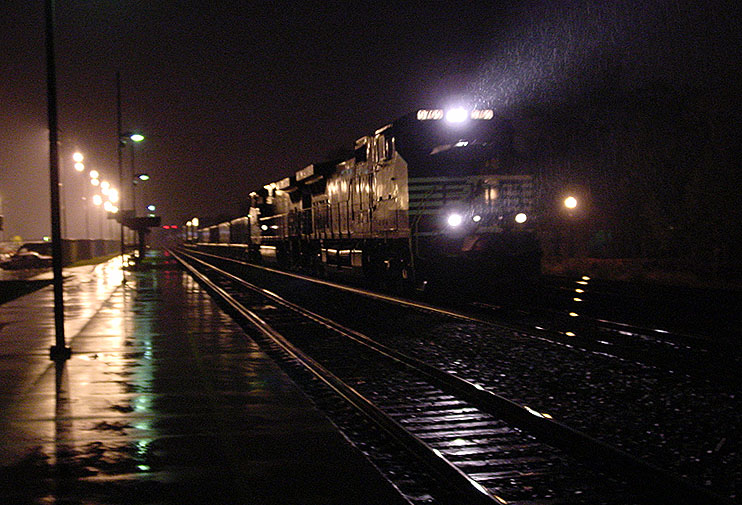 NS Train in Night Rain
