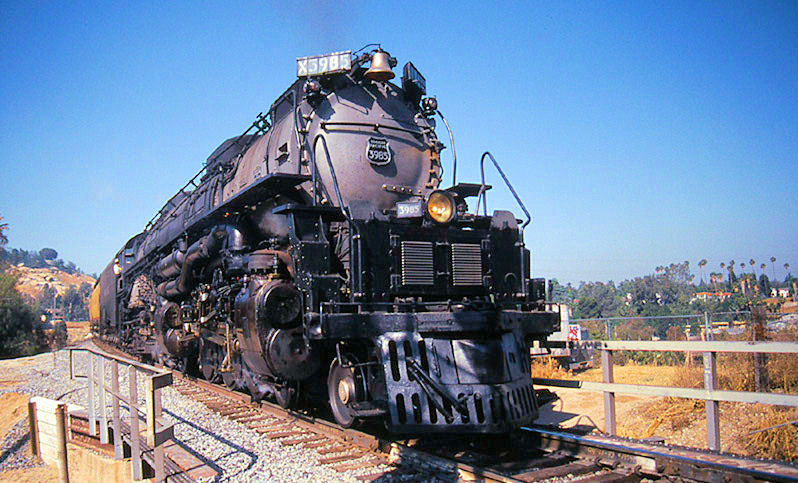 Union Pacific Challenger #3985 at W. Riverside Jct.