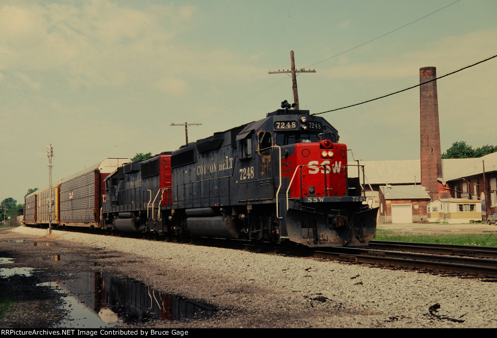 SSW%207248%20GP40-2%20EB%20at%20Fostoria%20OH%206-1-1991%202015-03-09_18-18-49DSC_0698.NEF.JPG