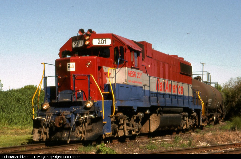 HESR201-GP38-2_Croswell-MI_05-26-2000a.jpg